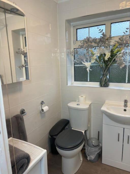Clarke'S Airbnb Villa Worthing Exterior photo
