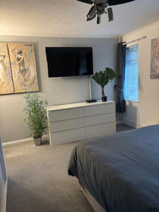 Clarke'S Airbnb Villa Worthing Exterior photo